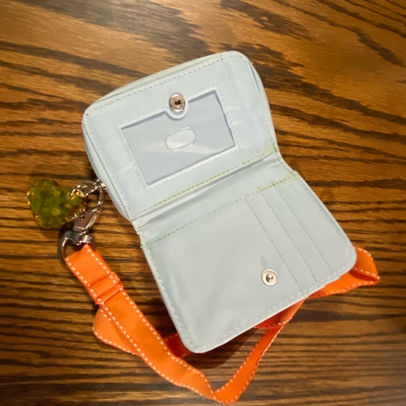 🦋NWOT ID holder w/ lanyard - Picture 3 of 6